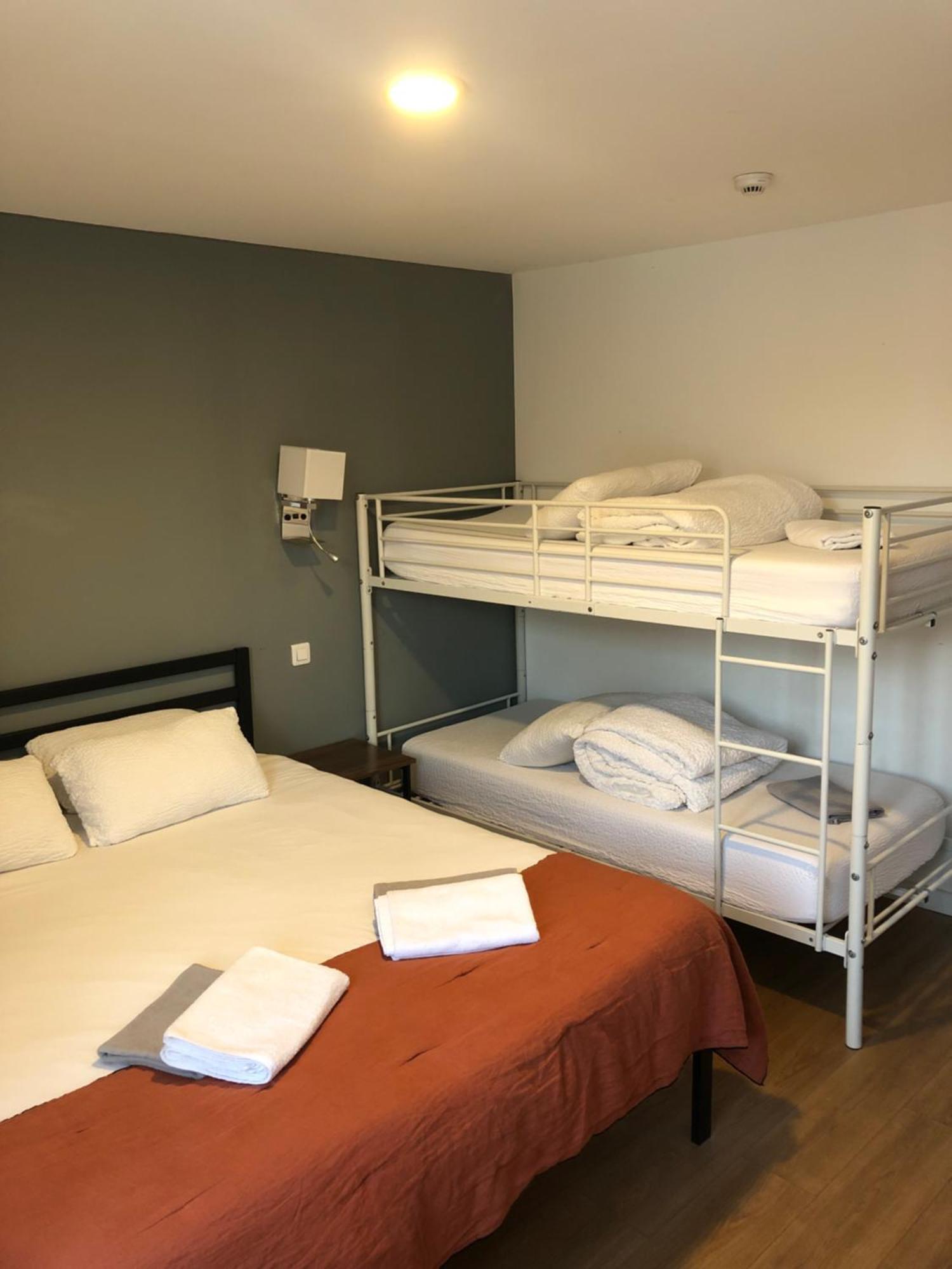 Hostel20 Hostal Bayona